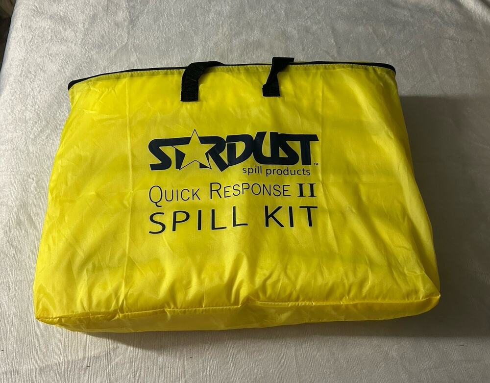 Stardust Spill Products Oil-Only Spill Kit – OSHA Compliant Emergency Cleanup